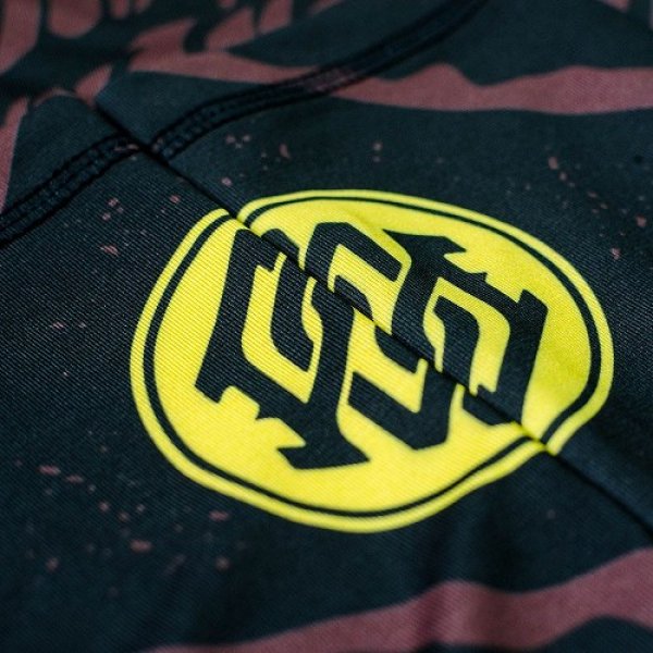 画像4: PRiDEorDiE ラッシュガード BROTHERHOOD 長袖 茶 (4)