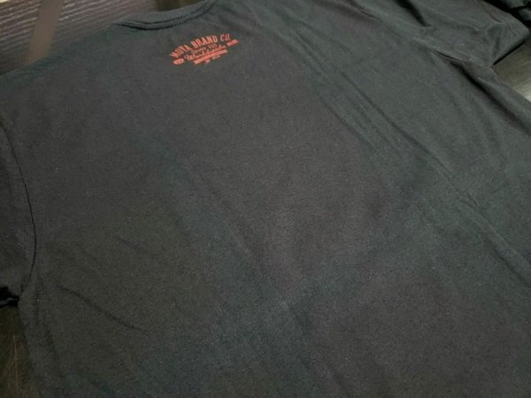 画像2: 【B品】MOYA BRAND Tシャツ HOMETOWN 黒 (2)