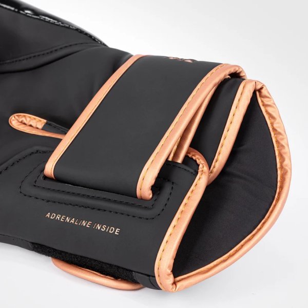 画像4: VENUM ボクシンググローブ Challenger4.0 黒/ブロンズ (4)