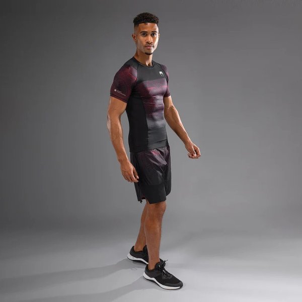 画像4: VENUM ラッシュガード G-Fit Air 半袖 黒/ファイアーレッド (4)