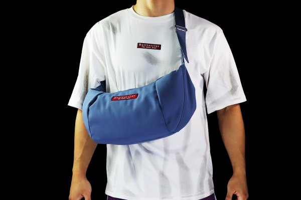 画像7: BULL TERRIER ボディバッグ BASIC ブルー (7)