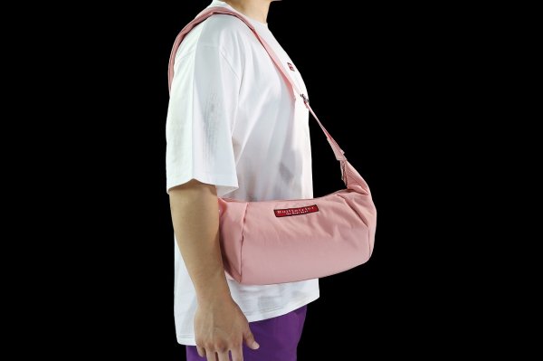 画像9: BULL TERRIER ボディバッグ BASIC ピンク (9)