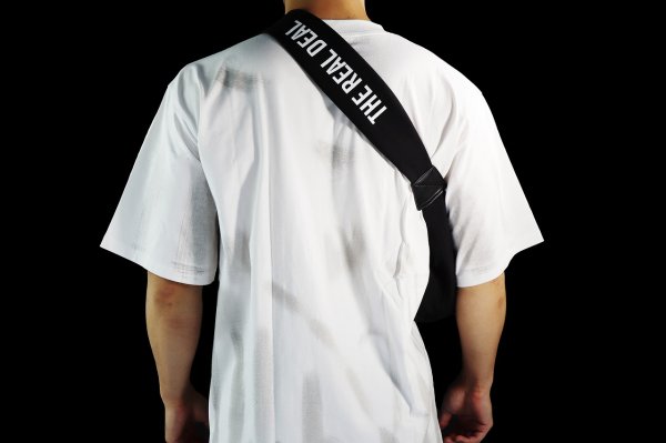 画像9: BULL TERRIER ボディバッグ BASIC 黒 (9)