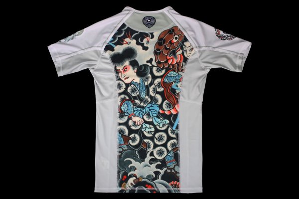 画像5: BULLTERRIER ラッシュガード Orochimaru 半袖 白 (5)