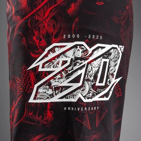 画像5: VENUM ファイトショーツ 20th Anniversary 黒/赤 (5)
