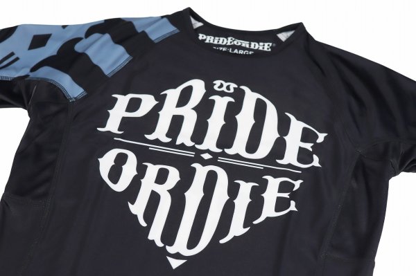 画像6: PRiDEorDiE ラッシュガード Reckless 半袖 黒 (6)