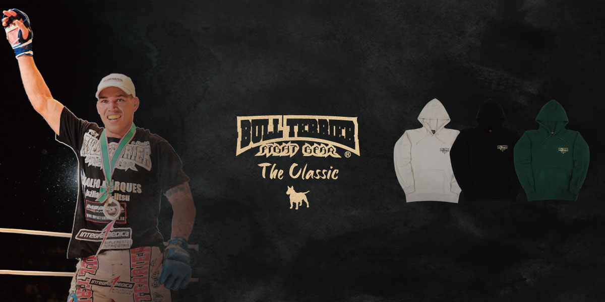 本日ブルテリアから新作フードパーカー「Classic Logo」が入荷