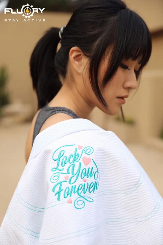 FLUORY レディス柔術衣 Love 白