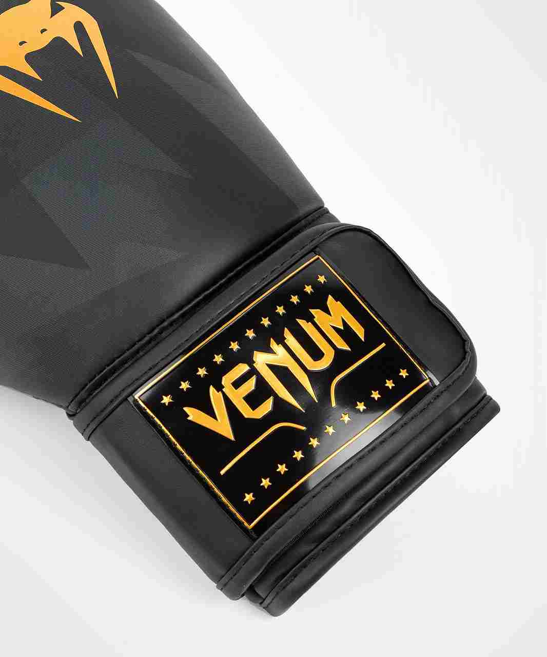 VENUM ボクシンググローブ RAZOR 黒/金